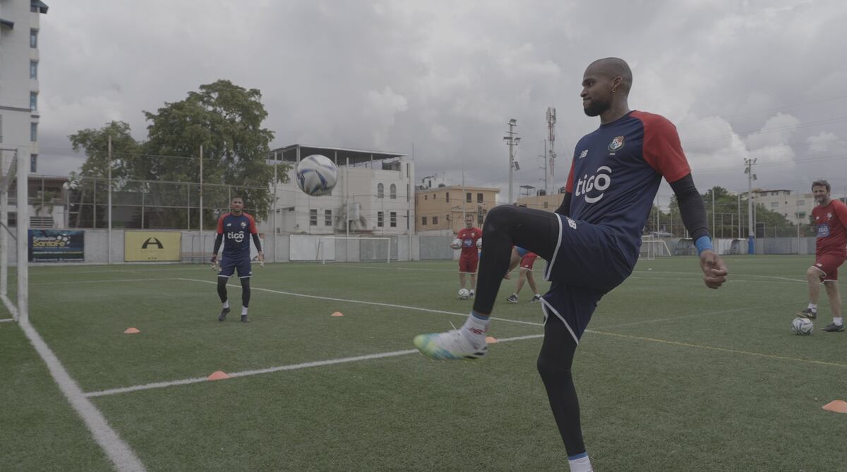 ‘Manotas’ y ‘Negrito’ arrojan positivo por covid-19 en la concentración de la Roja en República Dominicana