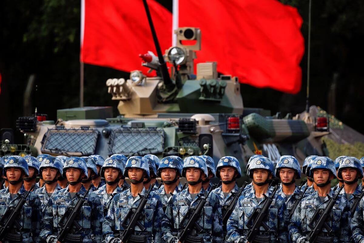 China sube el tono contra EE.UU. y aumenta su gasto militar: ¡Lista para cualquier guerra!