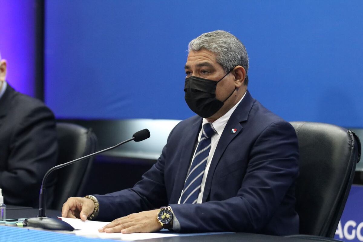 Llega a Panamá el primer lote de vacunas de AstraZeneca