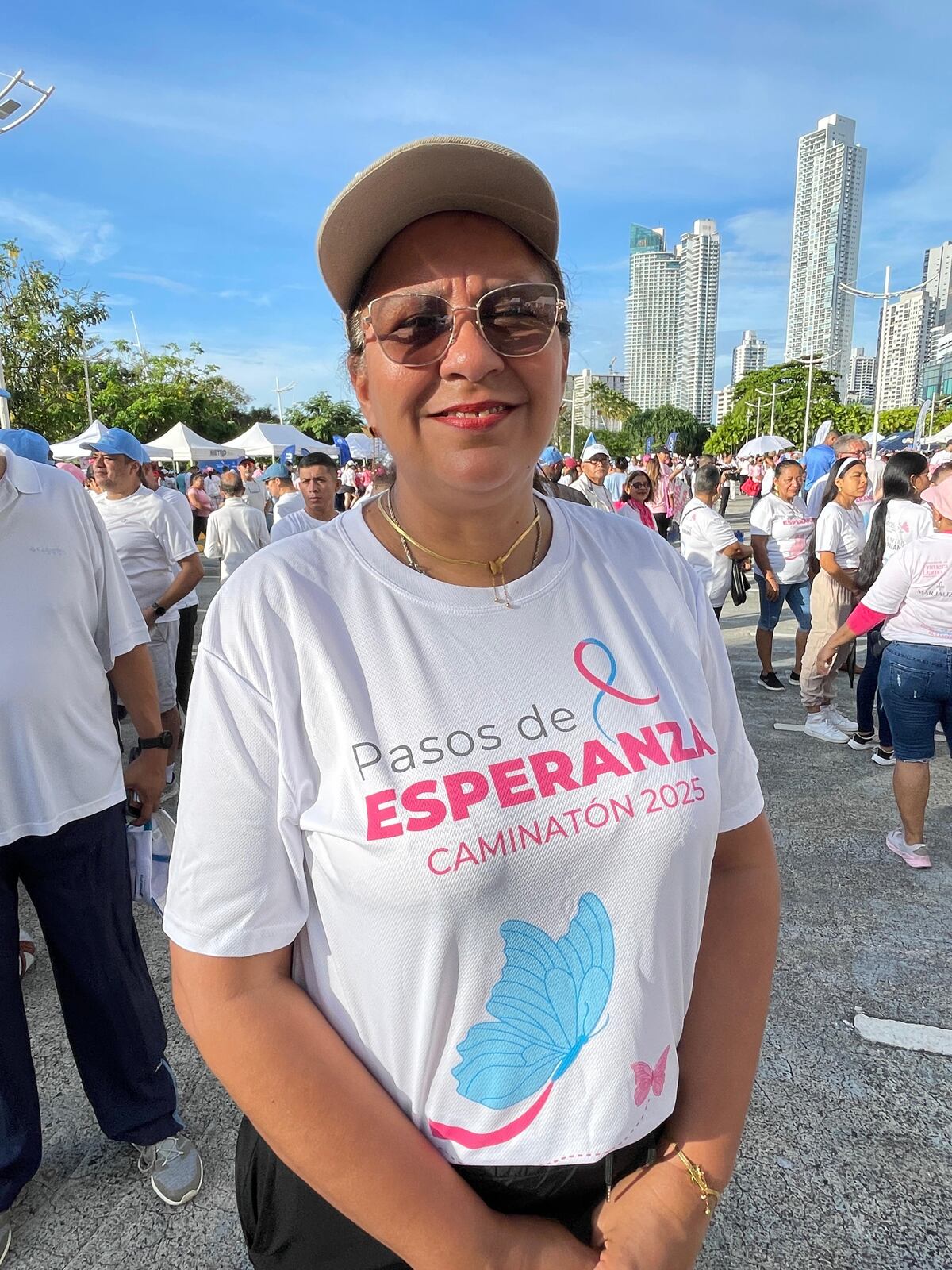 Caminatón despide el mes de la cinta rosada y celeste con amor y solidaridad