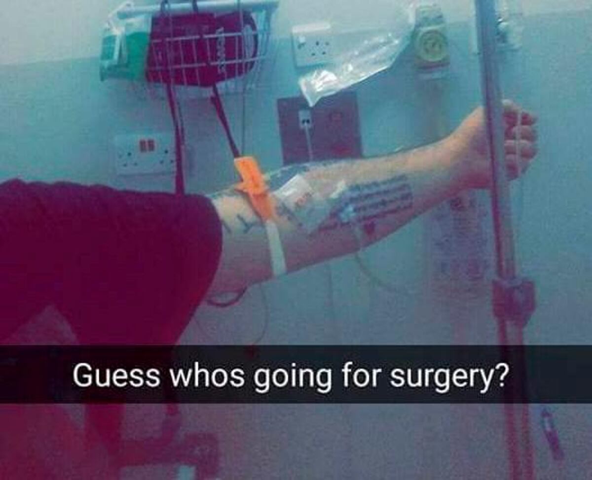 Hombre narra qué sintió al despertar en medio de una cirugía y sin poder hablar