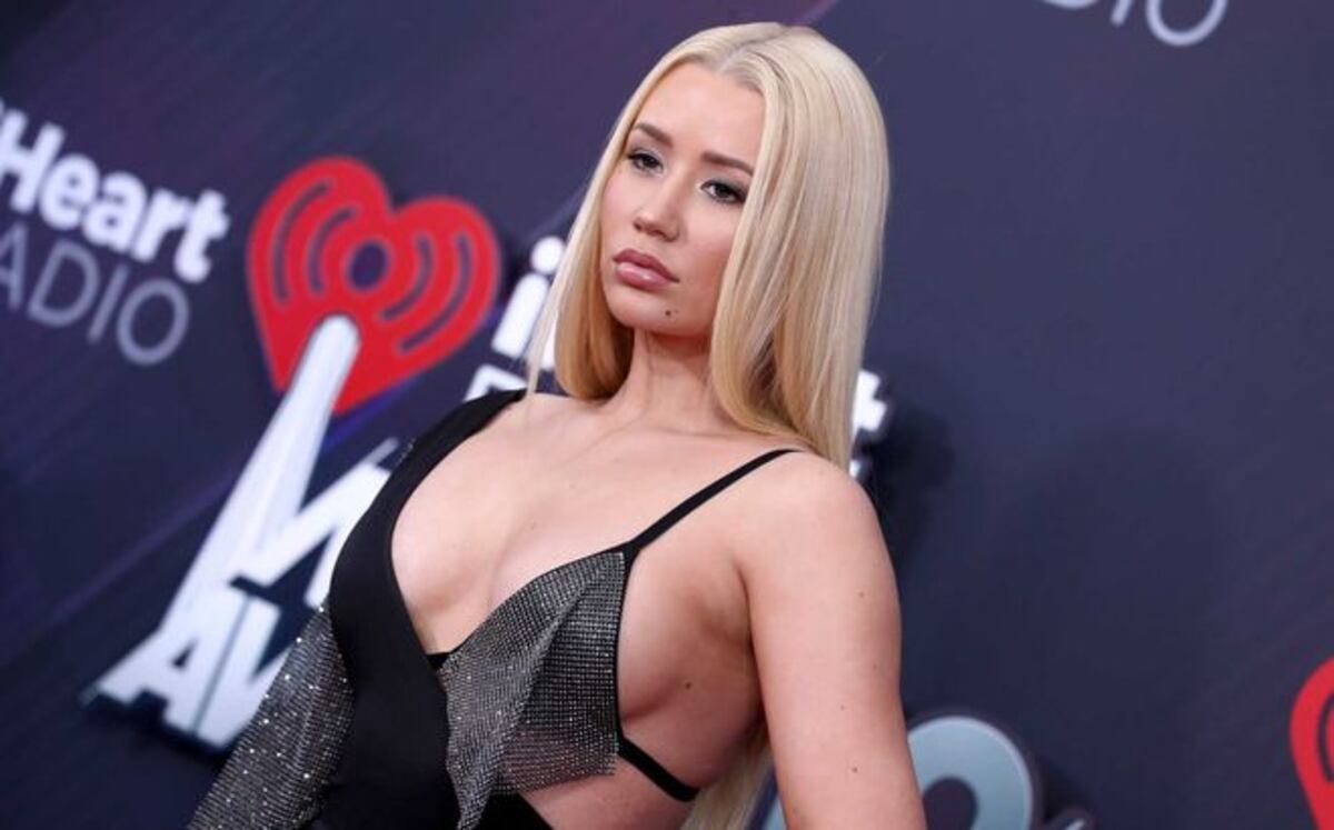 VIDEO |Gastarás tus megas viendo el video de Iggy Azalea bailando twerk
