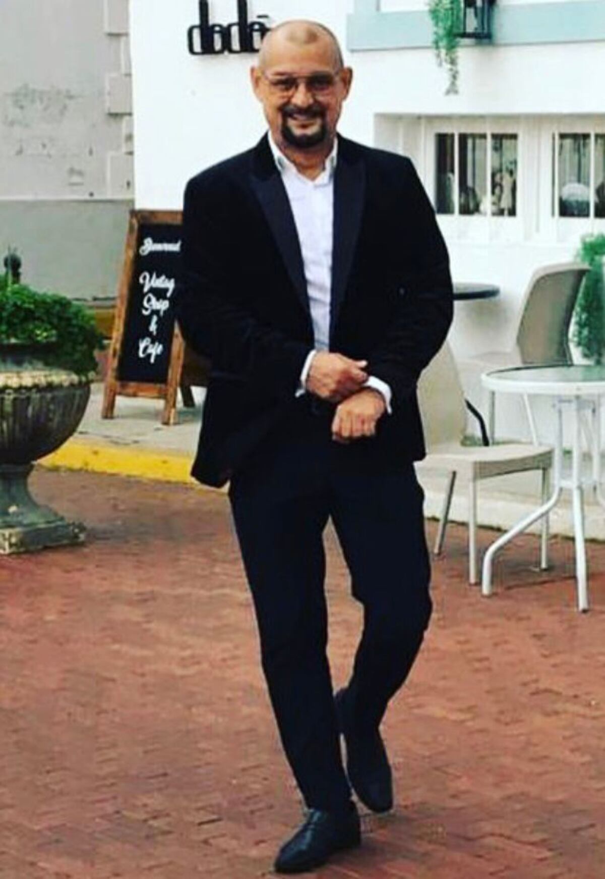 Primicia. ‘Me arriesgué por Océano’. Se le subió la bilirrubina. Fueron 5 las pintas de sangre que le pusieron al locutor Zito Barés. Reveló todo a Mi Diario