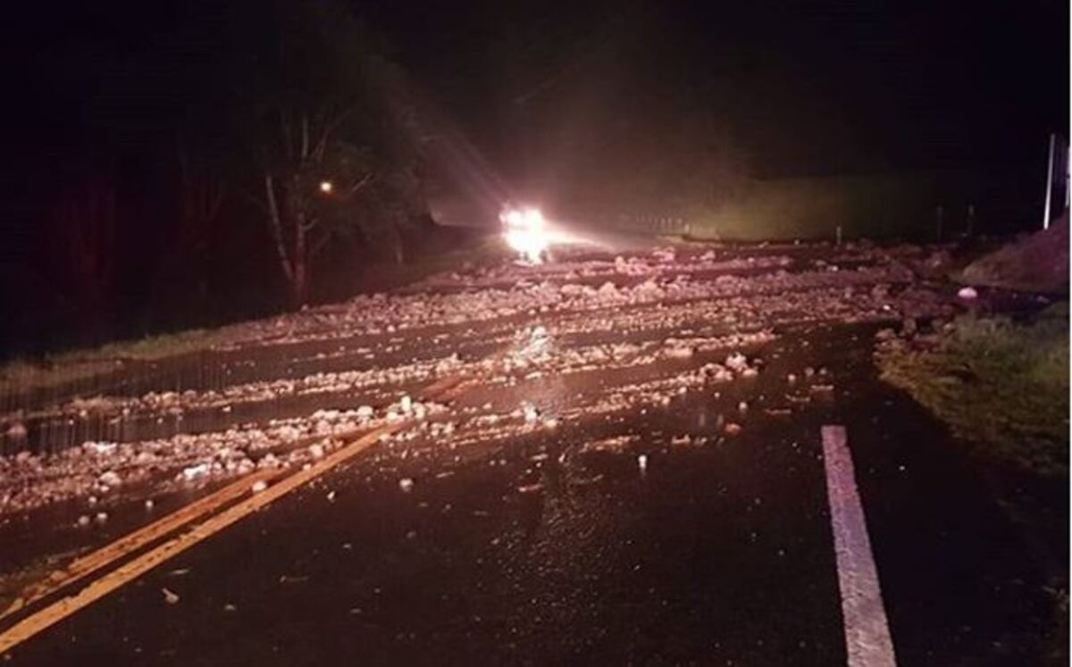 ¡Lo último!Uno muere enterrado por alud en Chiriquí.Buscan a menor en escombros