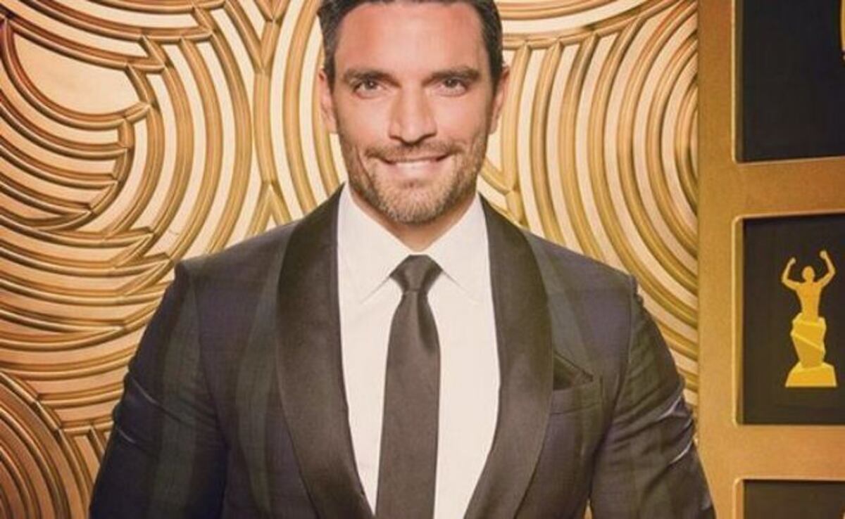 ¡No más hijos! Julián Gil planea ya cerrar su fábrica de bebés