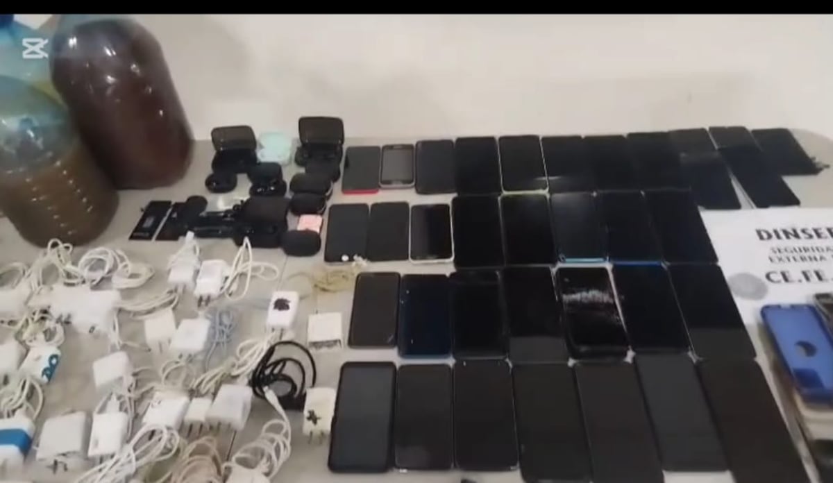 Operativo sorpresa en el CEFERE destapa arsenal de armas caseras y celulares