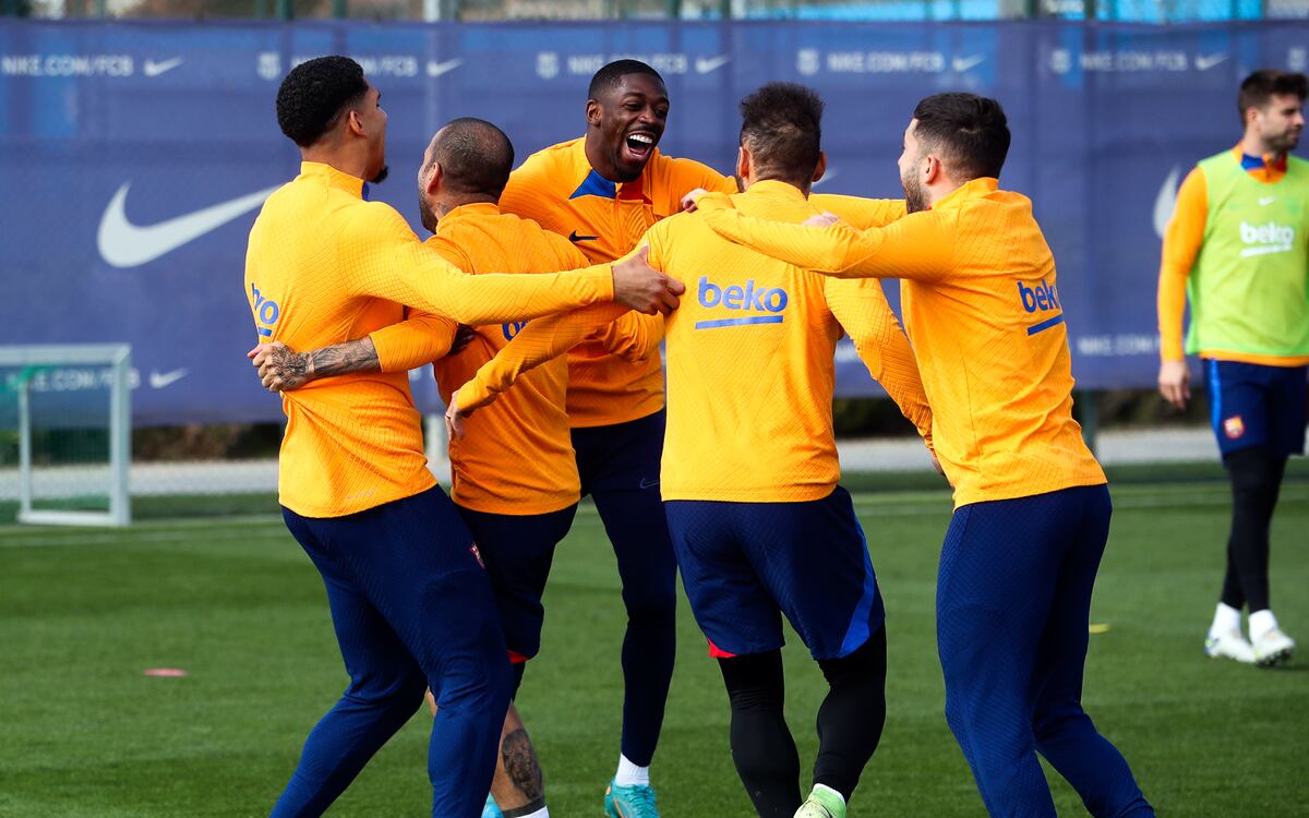 Xavi se resiste a hablar de Haaland y se centra en el partido ante Elche