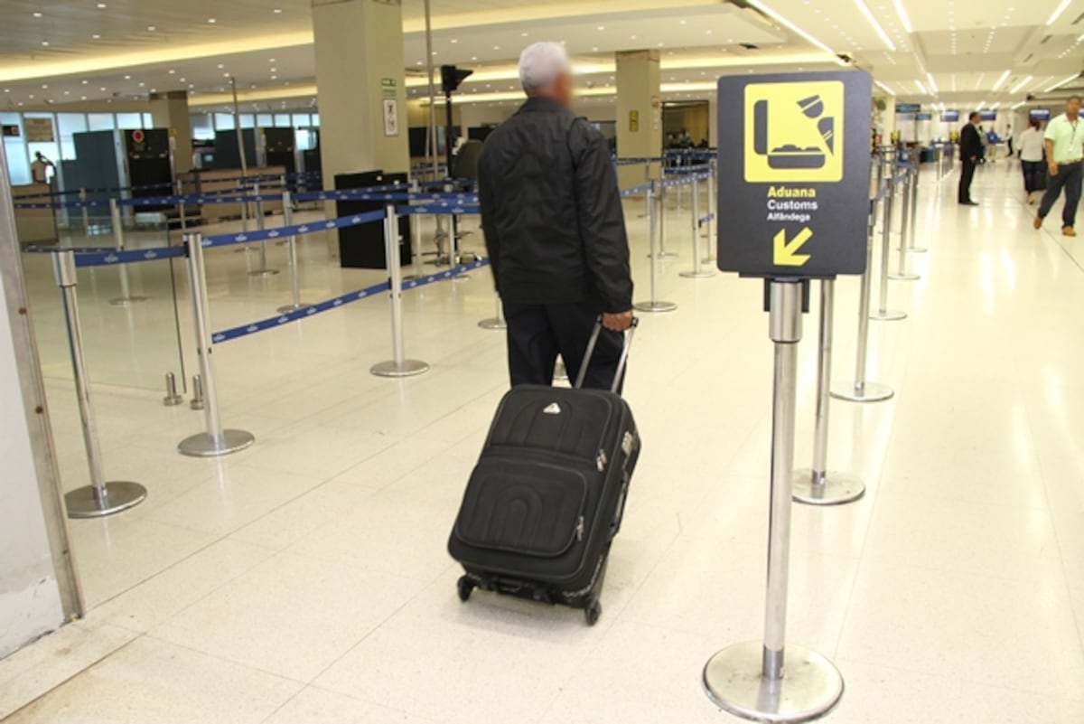 Sorprenden a salvadoreño con casi 15 mil dólares sin declarar en Tocumen