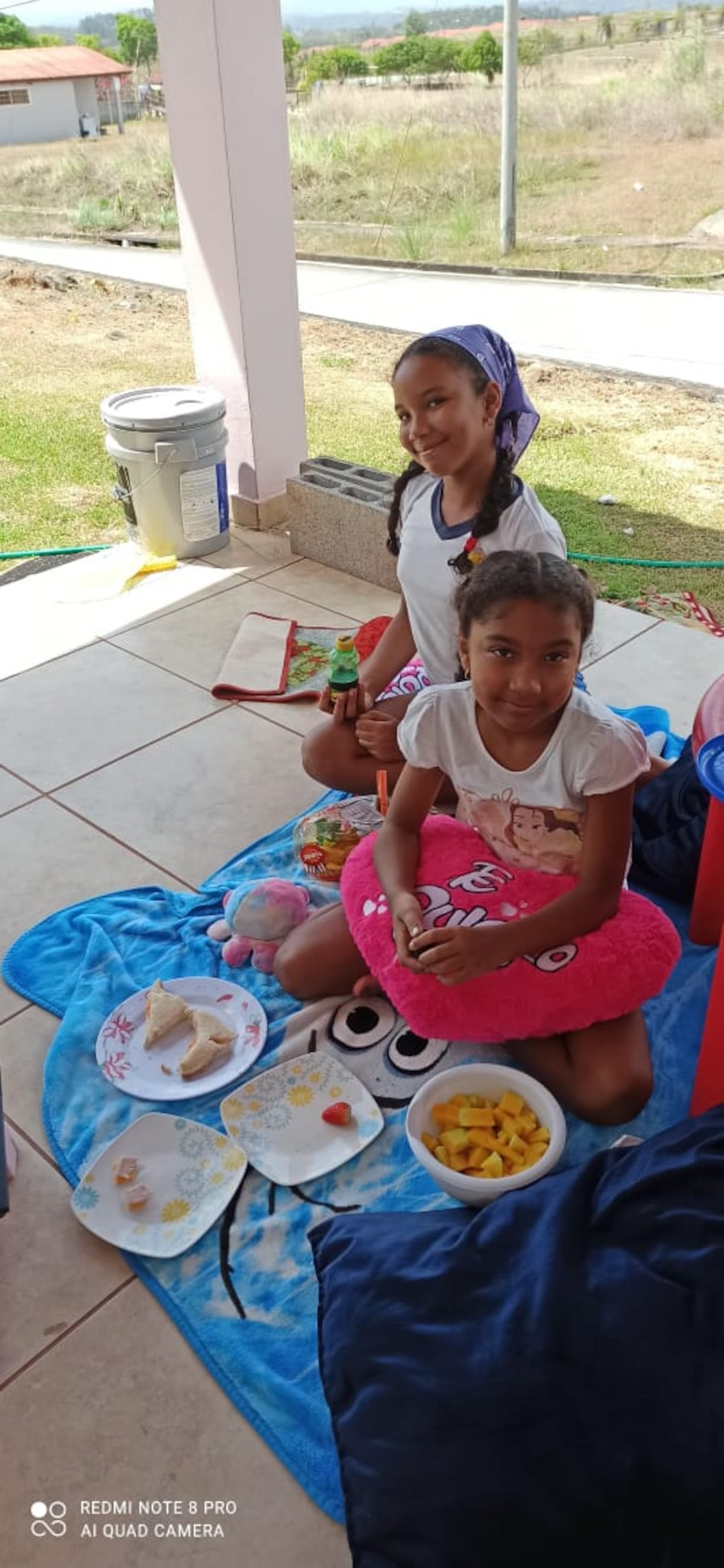 ‘Teacher’ se las ingenia para dictar sus clases virtuales