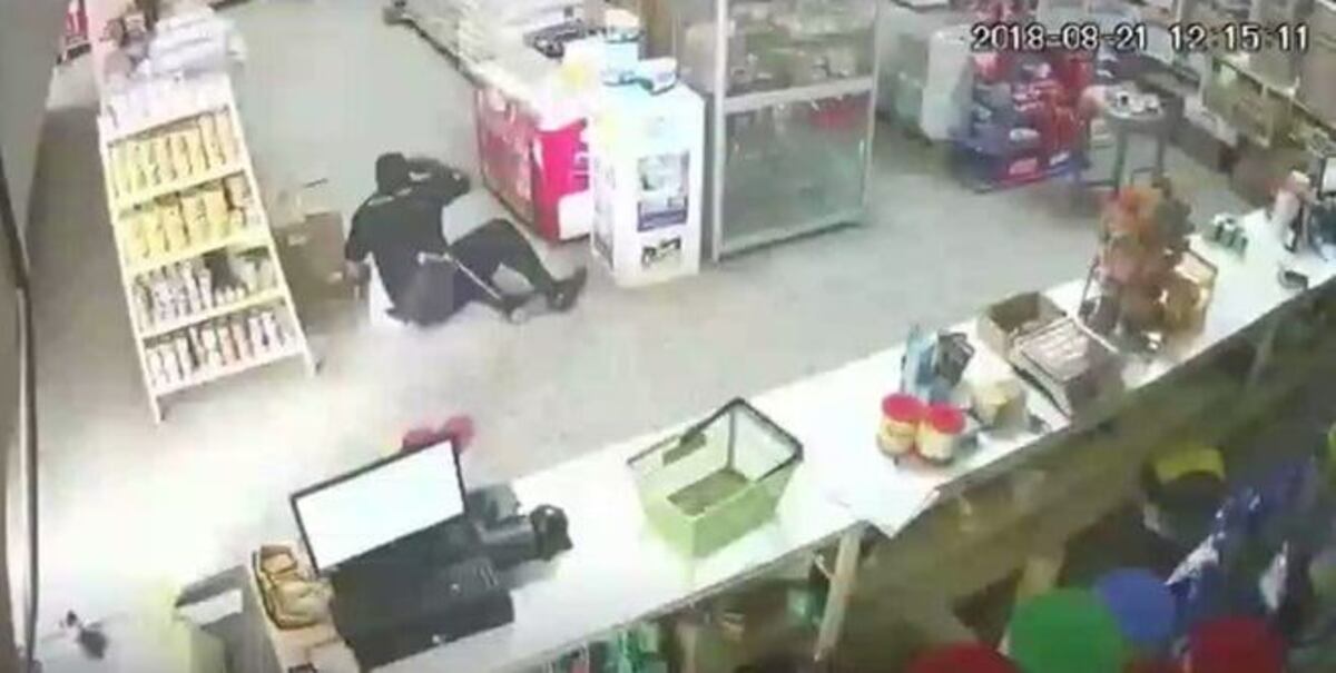 Impactante. Circula video escalofriante.Disparan a sangre fría en minisúper