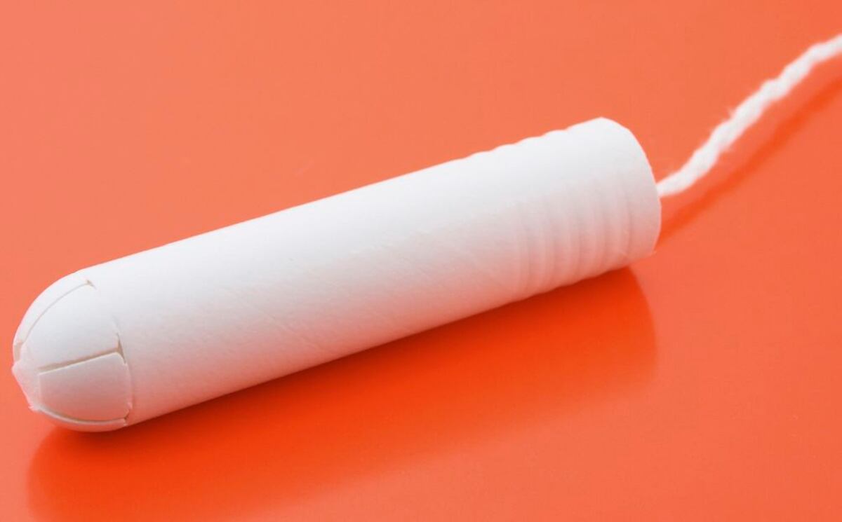 Cárceles en Virginia prohibirán tampones a mujeres de visita