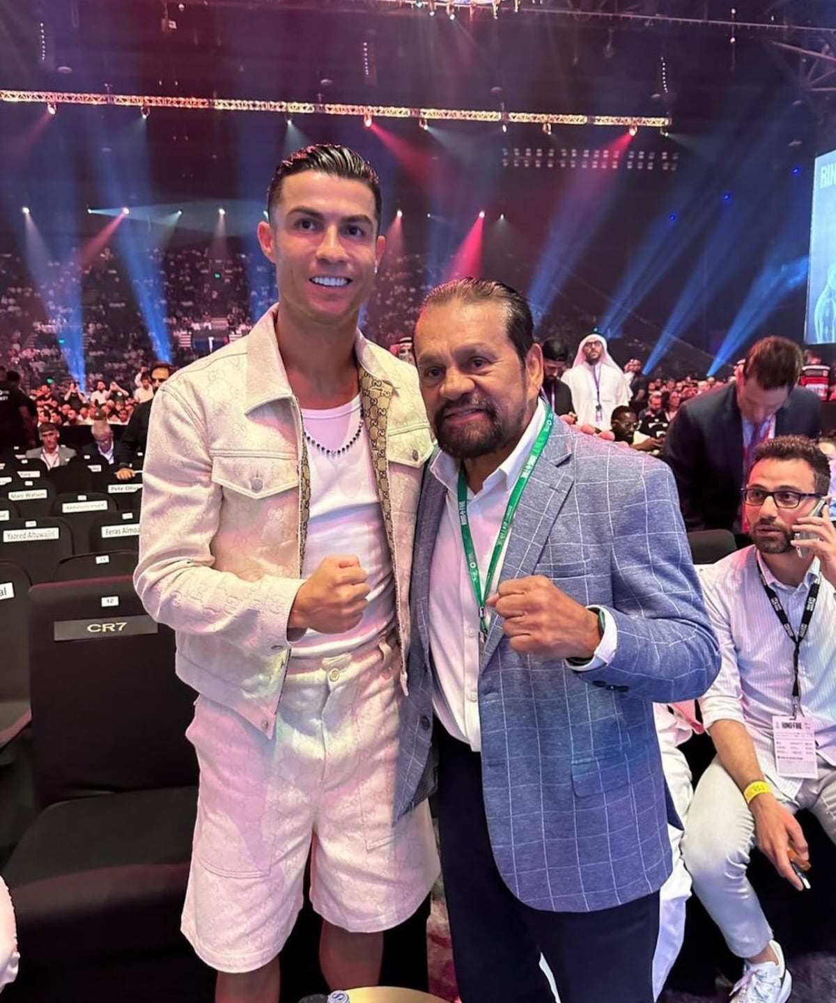 Roberto Durán junto a Cristiano Ronaldo, Jean-Claude Van Damme, Gerrard y más en Arabia Saudí