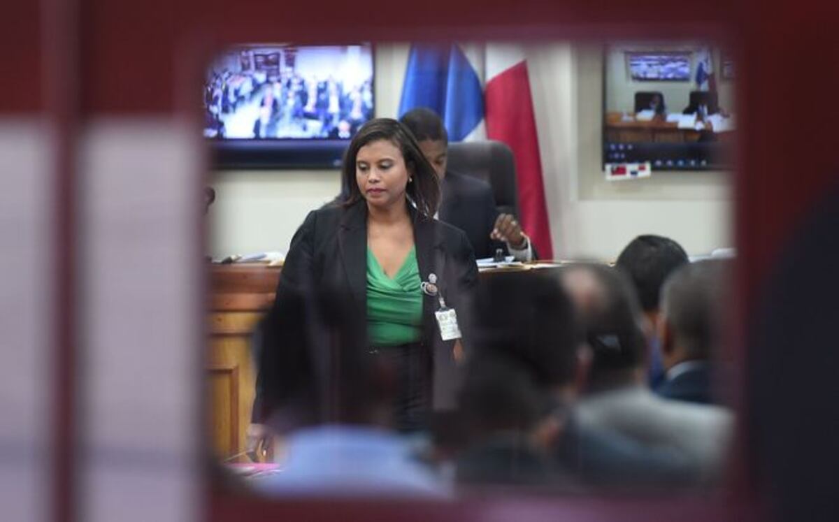 YA ELIGIERON. Los nuevos magistrados serán dos mujeres