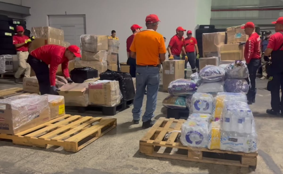 Con perros de búsqueda y ayuda humanitaria: 61 rescatistas panameños viajan a Venezuela tras la emergencia