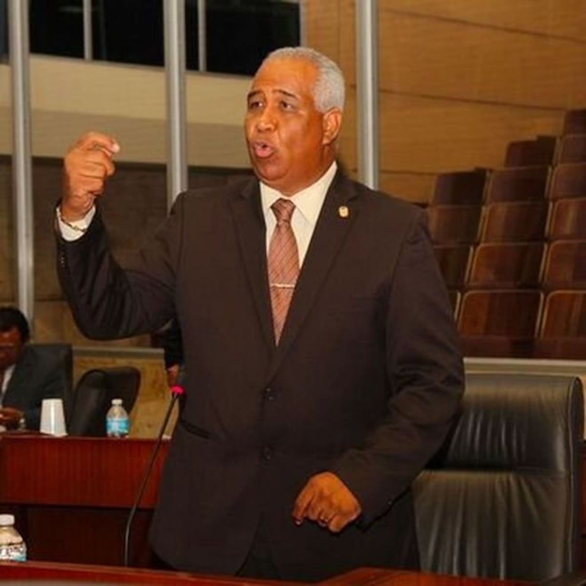 ¡LLORA! Padre de niña que murió pide a diputado que la atropelló que  dé la cara