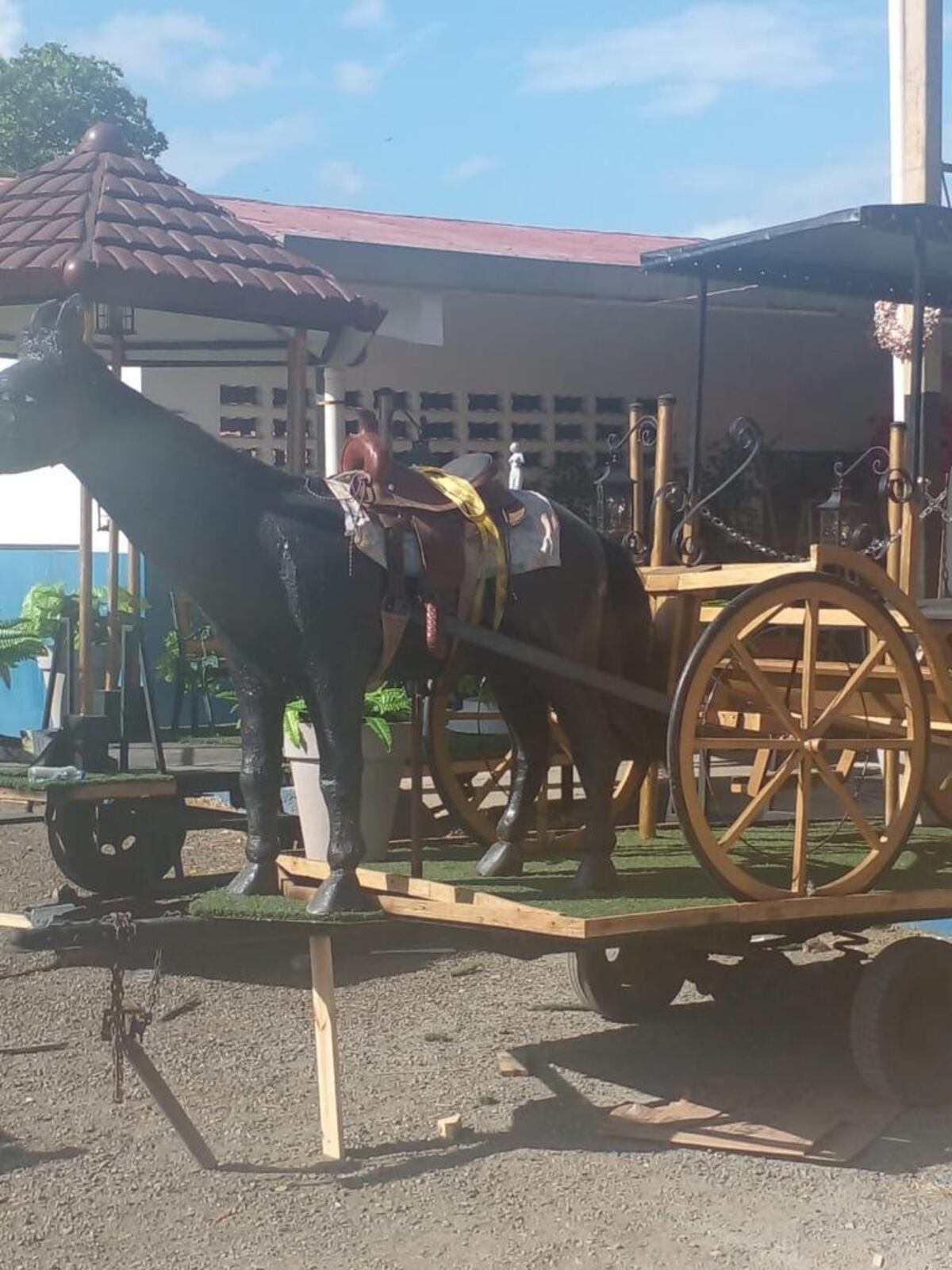 Desfile de carretas este domingo en Las Mañanitas y baile con Samy y Sandra