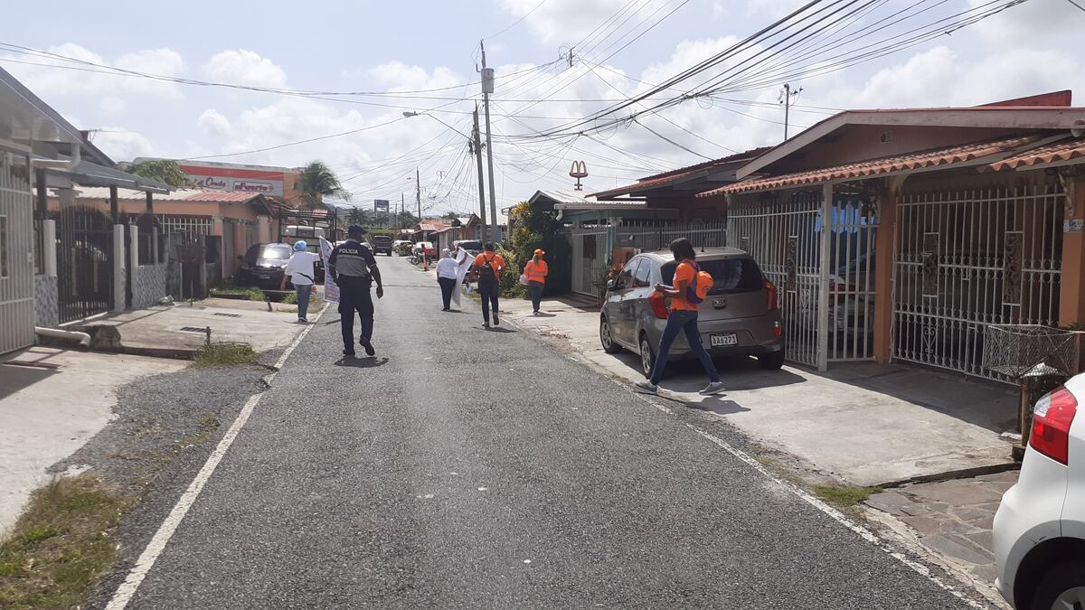 Enfermeras se toman Vista Alegre, El Tecal y Vacamonte en el distrito de Arraiján