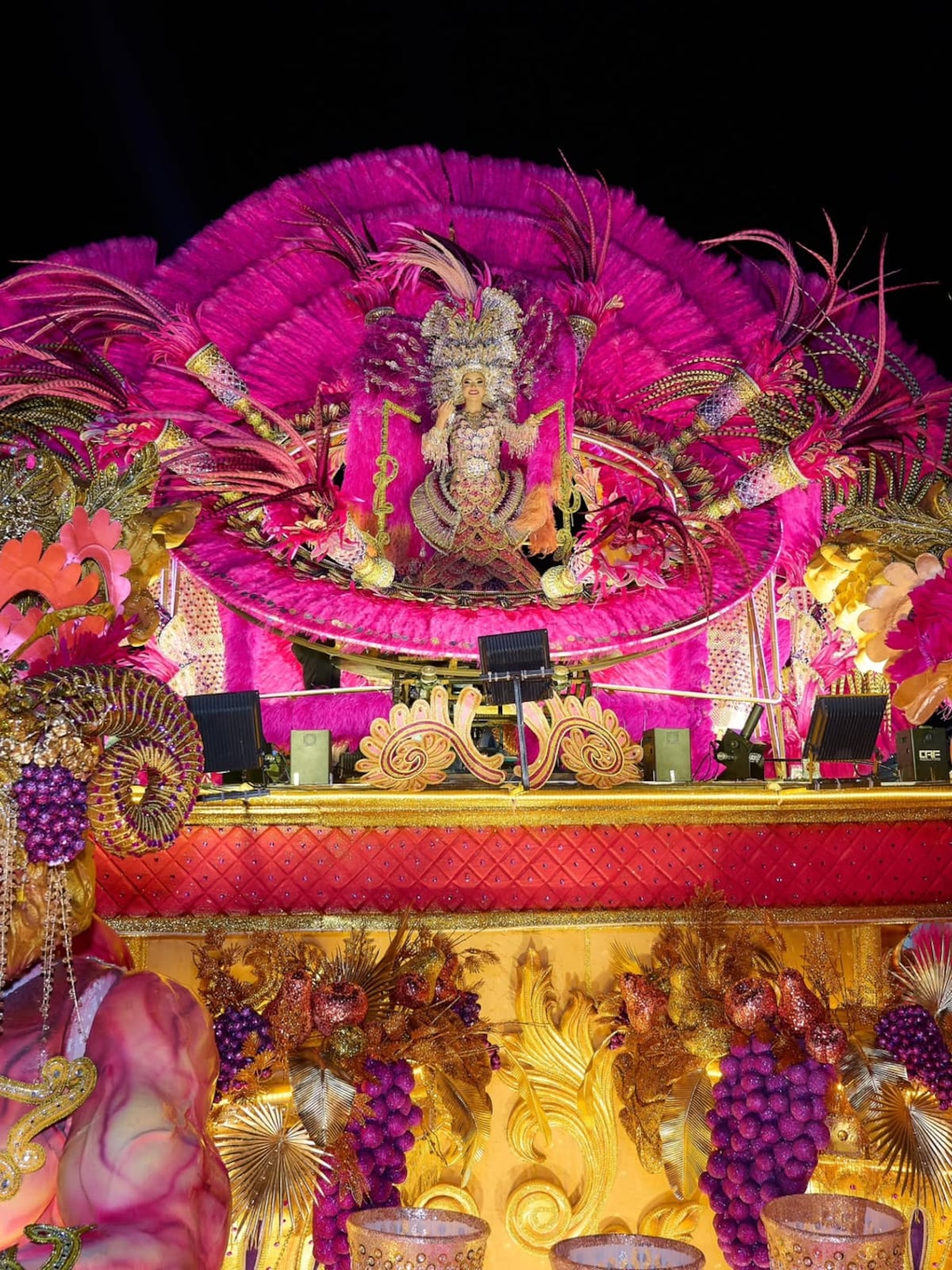 Se quemaron todos los cartuchos: el Año Nuevo Tableño explotó en fantasía y jolgorio