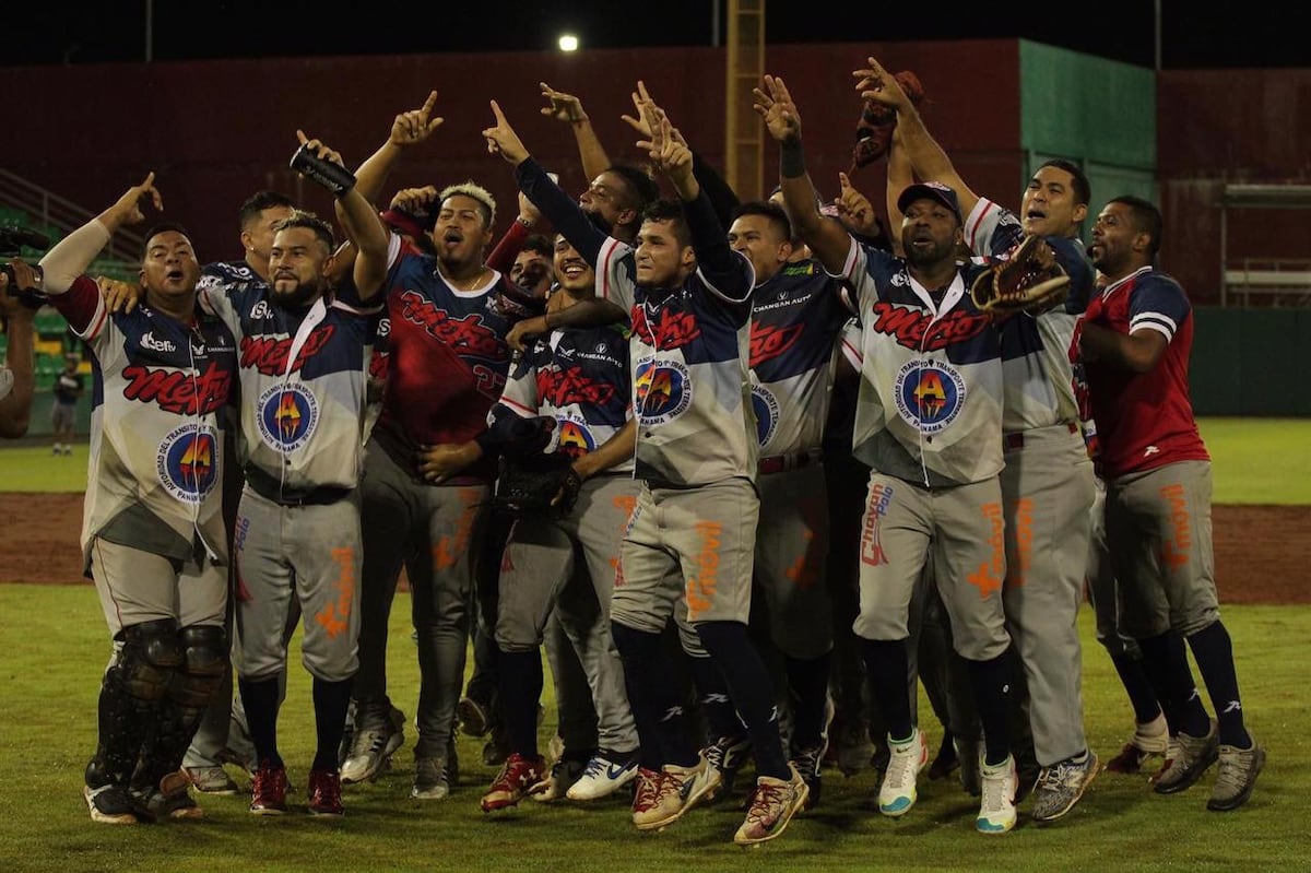 Panamá Metro barre a Chiriquí y se corona campeón del Torneo Nacional de Béisbol Mayor