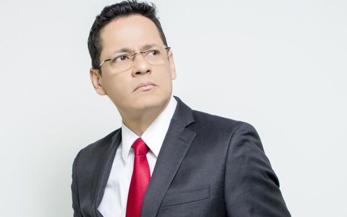 LO ÚLTIMO. (VIDEO) Chocan a esposa de Alvaro Alvarado en medio de balacera