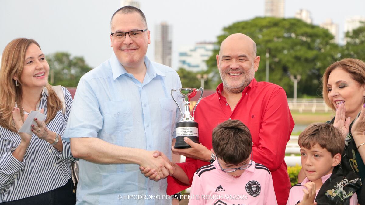 El triple coronado ‘El Rojo’ se crece otra vez y manda en el Presidente Remón