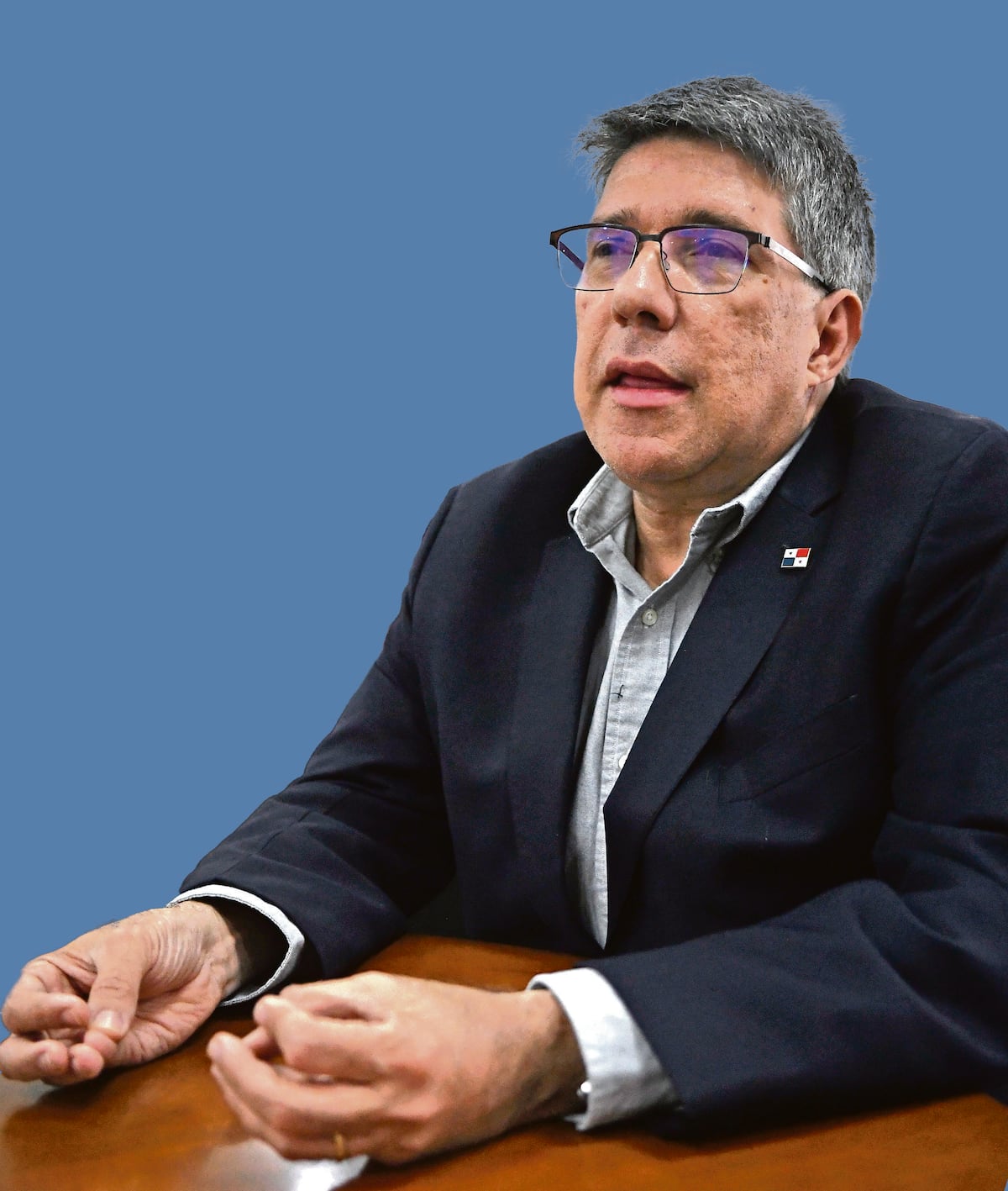 Cuestionan a director del Idaan sobre muerte de hermanas en alcantarilla. Lo que dijo causó revuelo. Video