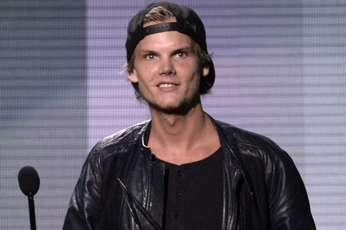 Luego de 4 meses de su suicidio lanzan tema de Avicii con Chris Martin