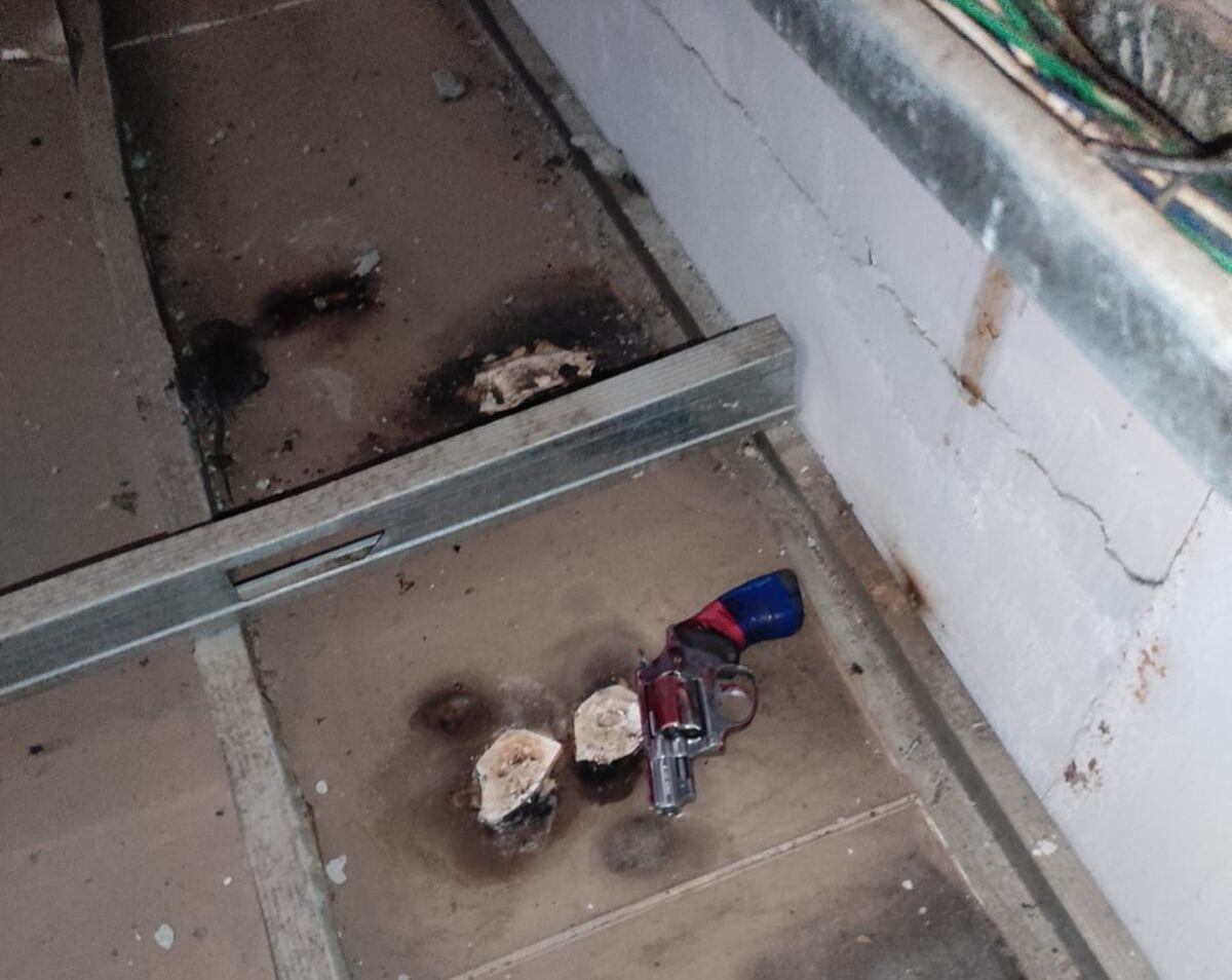 Unidades de la Policía Nacional frustran robo a mano armada en supermercado de Sabanitas, Colón