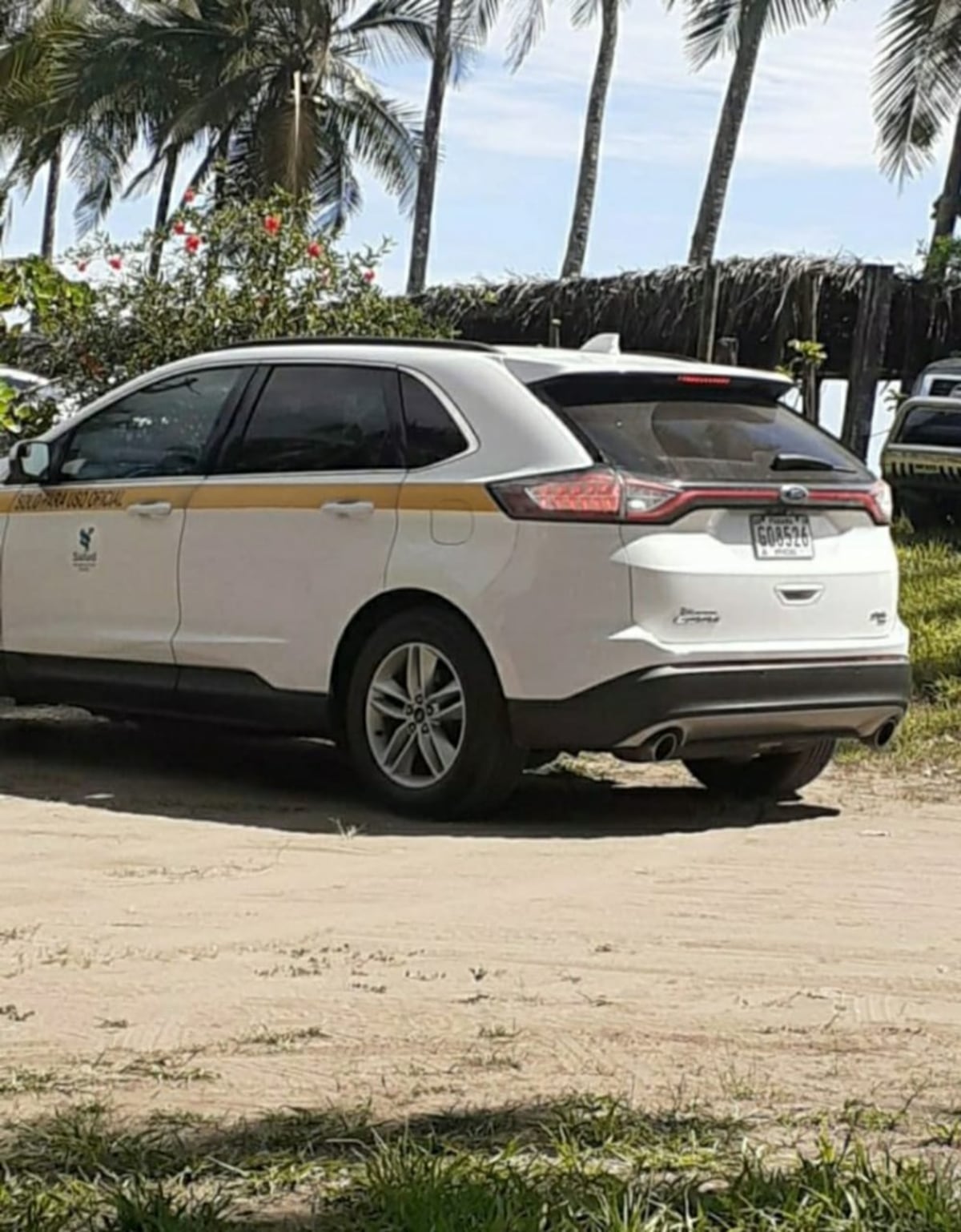 Lo sancionan. A funcionario que fue captado utilizando carro del Estado para ir a la playa