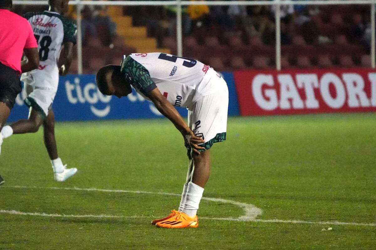 ¡En el abismo! El Tauro F.C. surca un camino empinado y complejo por alcanzar el ritmo