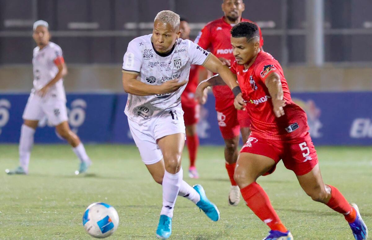 ‘Les echan un balde de agua fría’: el CAI empata en el último minuto y amarga la fiesta a Los Monjes