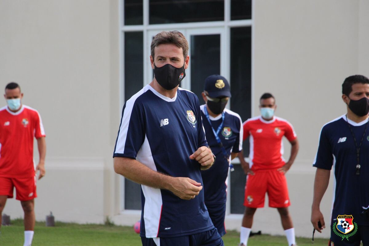 Arranca el proyecto Catar 2022 del danés Thomas Christiansen. Video