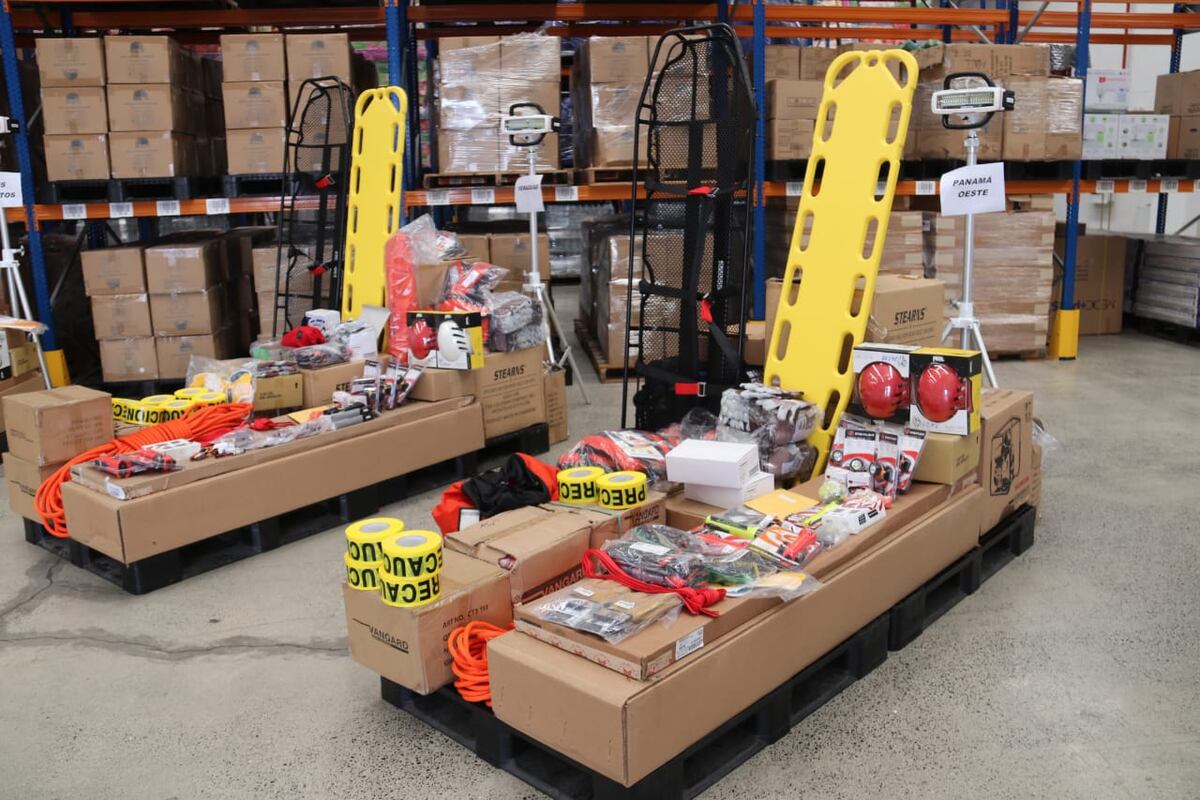 Fuerza naranja fue dotada de equipos para atender situaciones de emergencias