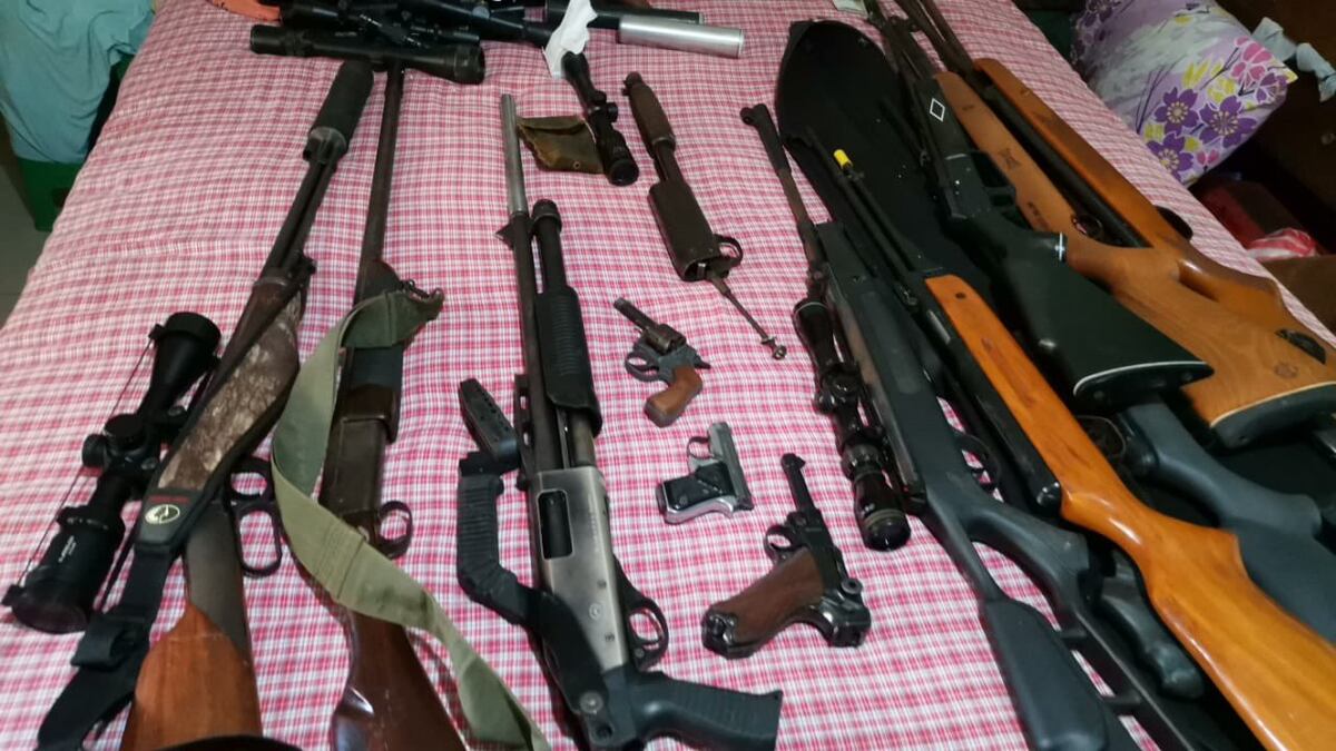 Aprenden a ciudadano con una cantidad de armas de fuego en Monagrillo