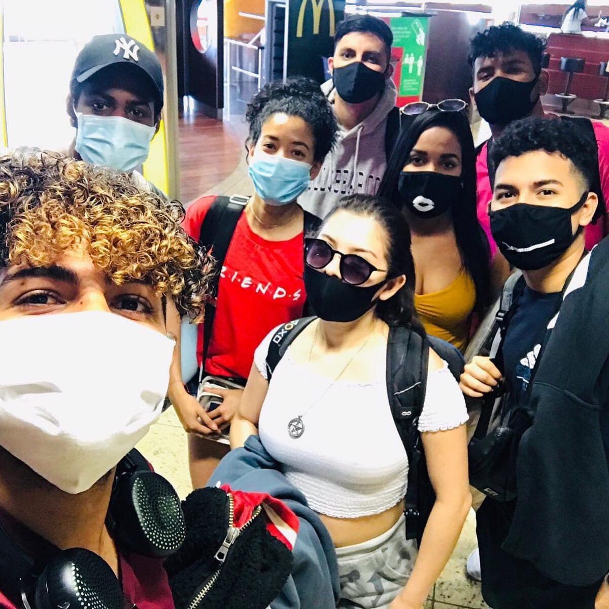 Estudiantes panameños procedentes de Irlanda llegaron a Panamá