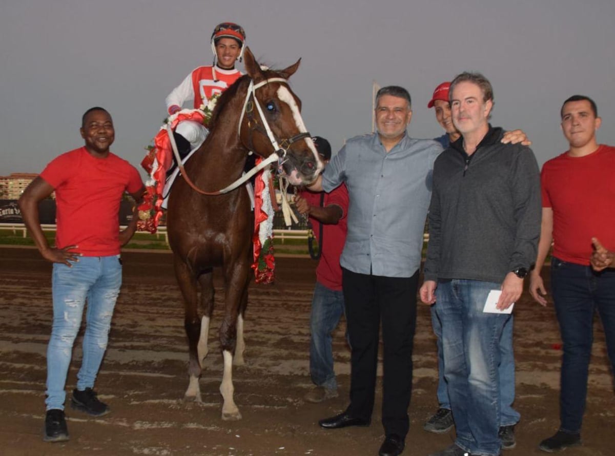 Potro panameño Silencio Criminal gana épico Clásico Navidad: así fue el final loco