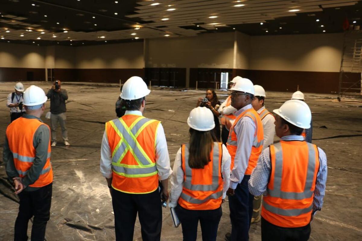 Nuevo escándalo.Detectan botellas en el Ipacoop con más de $1 millón en salarios