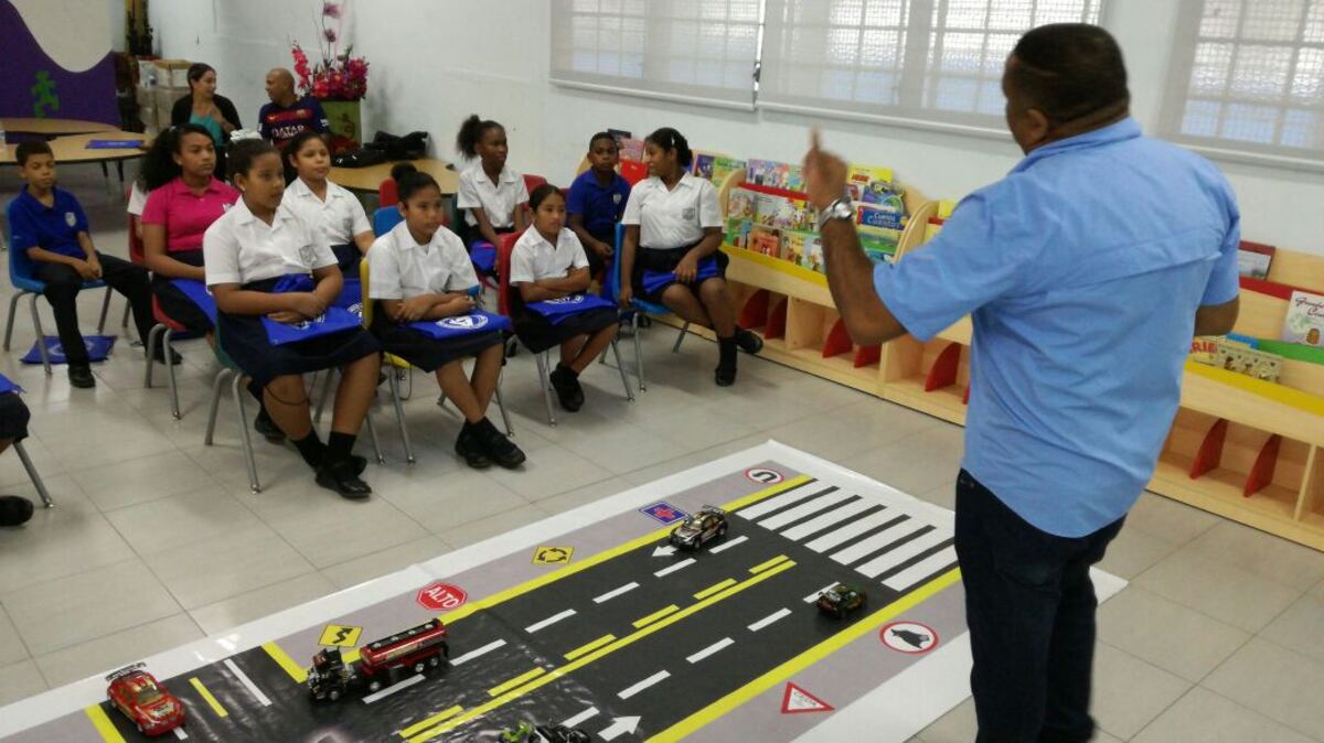 EDUCACIÓN VIAL. ATTT promueve los valores viales entre los estudiantes