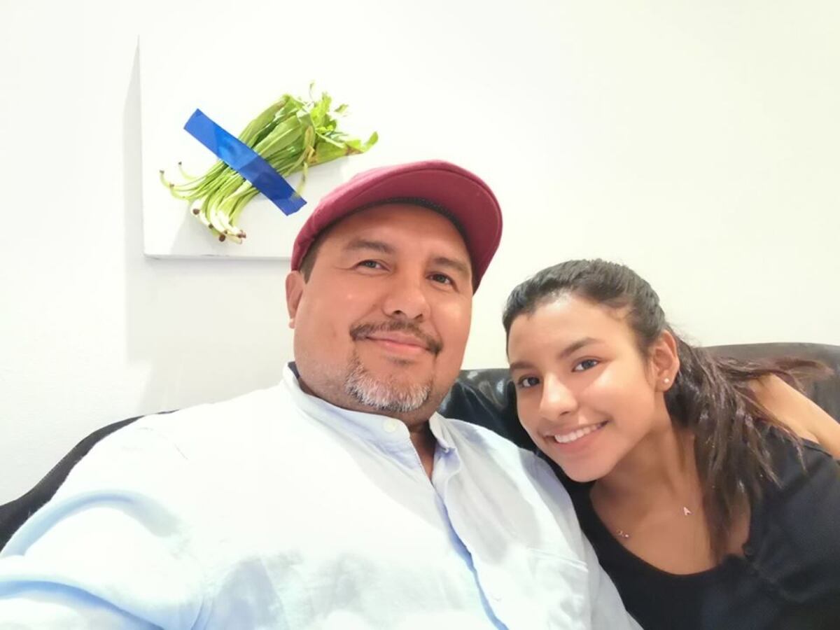 Pintor guna muestra su cultura en tiempos de coronavirus