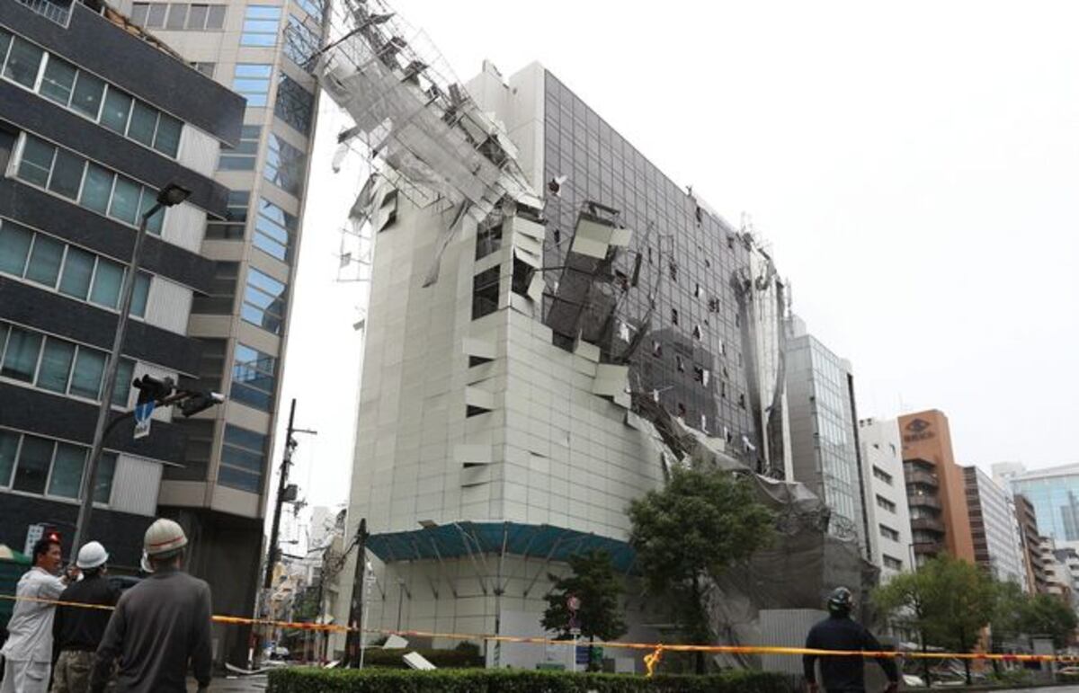 El tifón Jebi causa estragos en Japón y cobró la vida de 9 personas 