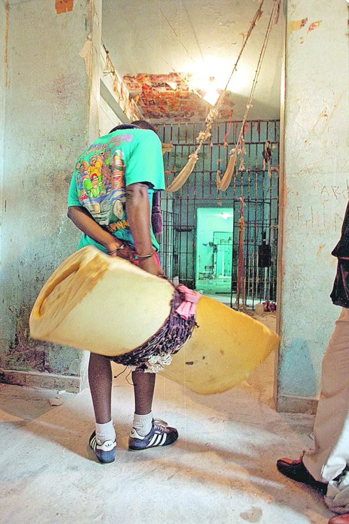 FOTOS| La sucursal del infierno: Así era la inhumana cárcel La Modelo