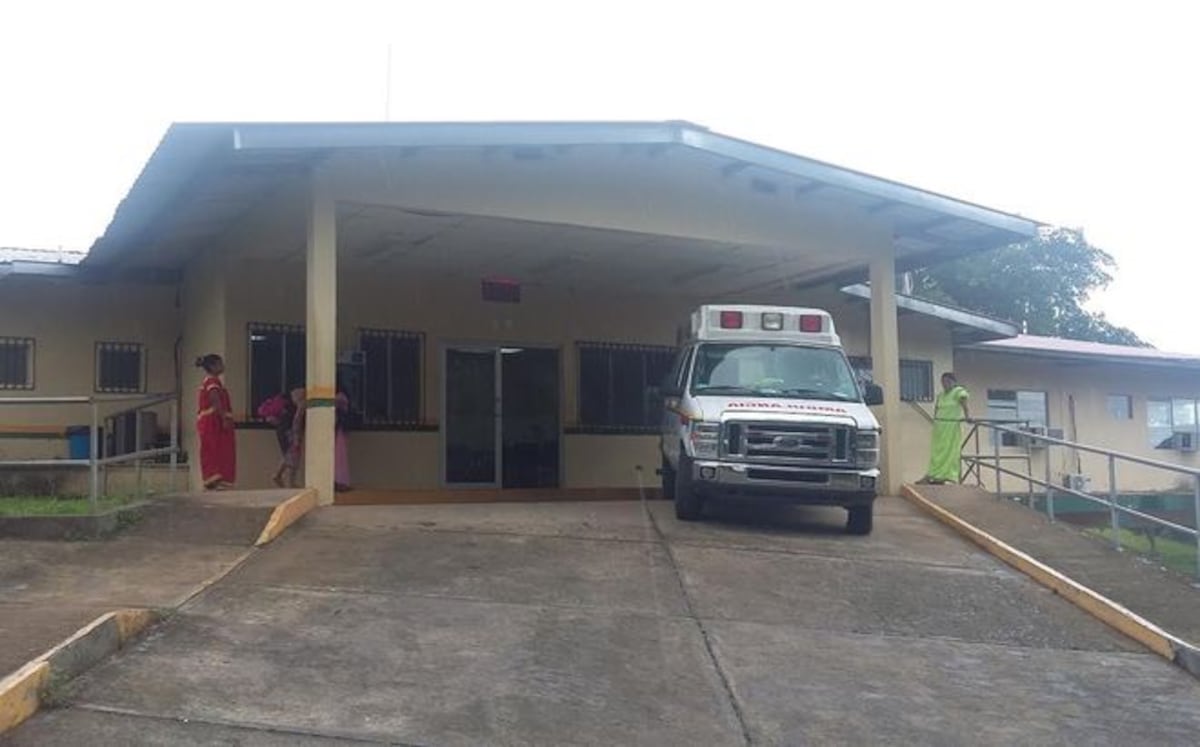 Fin de semana de tragedia: joven muere atropellado en Colón, con un puente peatonal a pocos metros, y hombre fallece tras chocar contra un árbol en Chiriquí