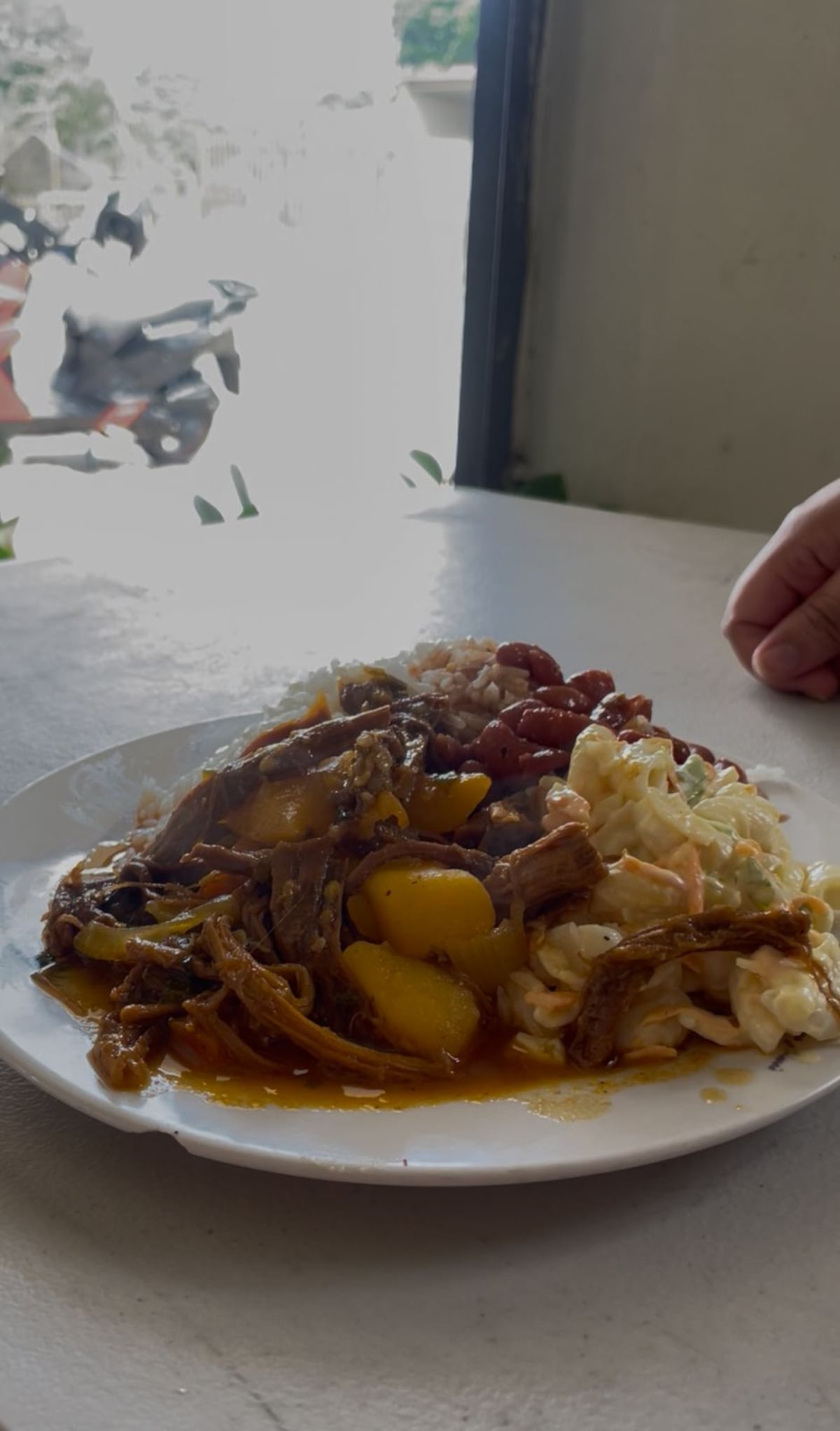 El olor a ají trompito y ajo que anuncia que Mayra ya está cocinando