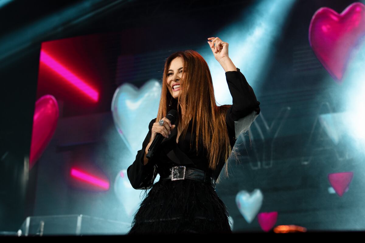 Repleto. La mujer de ‘El hombre que yo amo’ llenó el Teatro Anayansi. Videos + Fotos