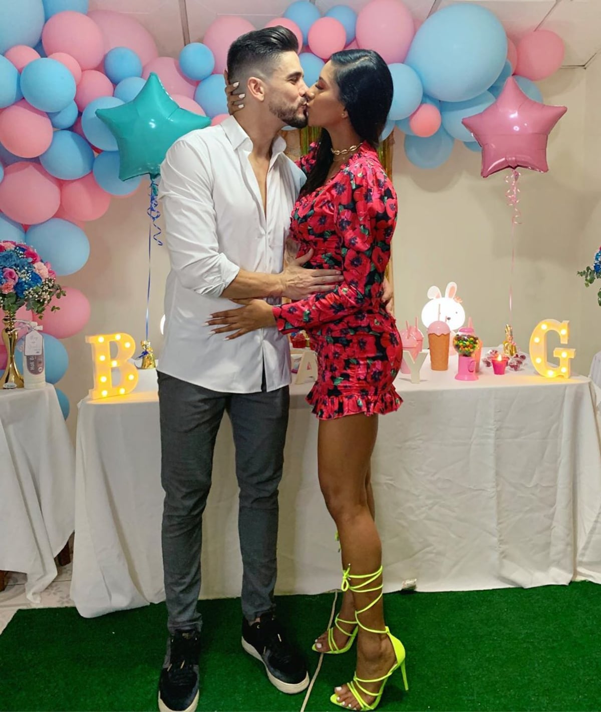 Una de las mellas conocidas por Calle 7 está embarazada