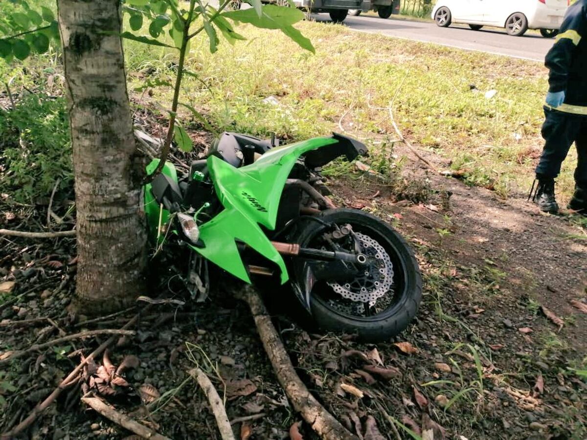 Joven muere Día de la Madre en fatal accidente en Los Santos