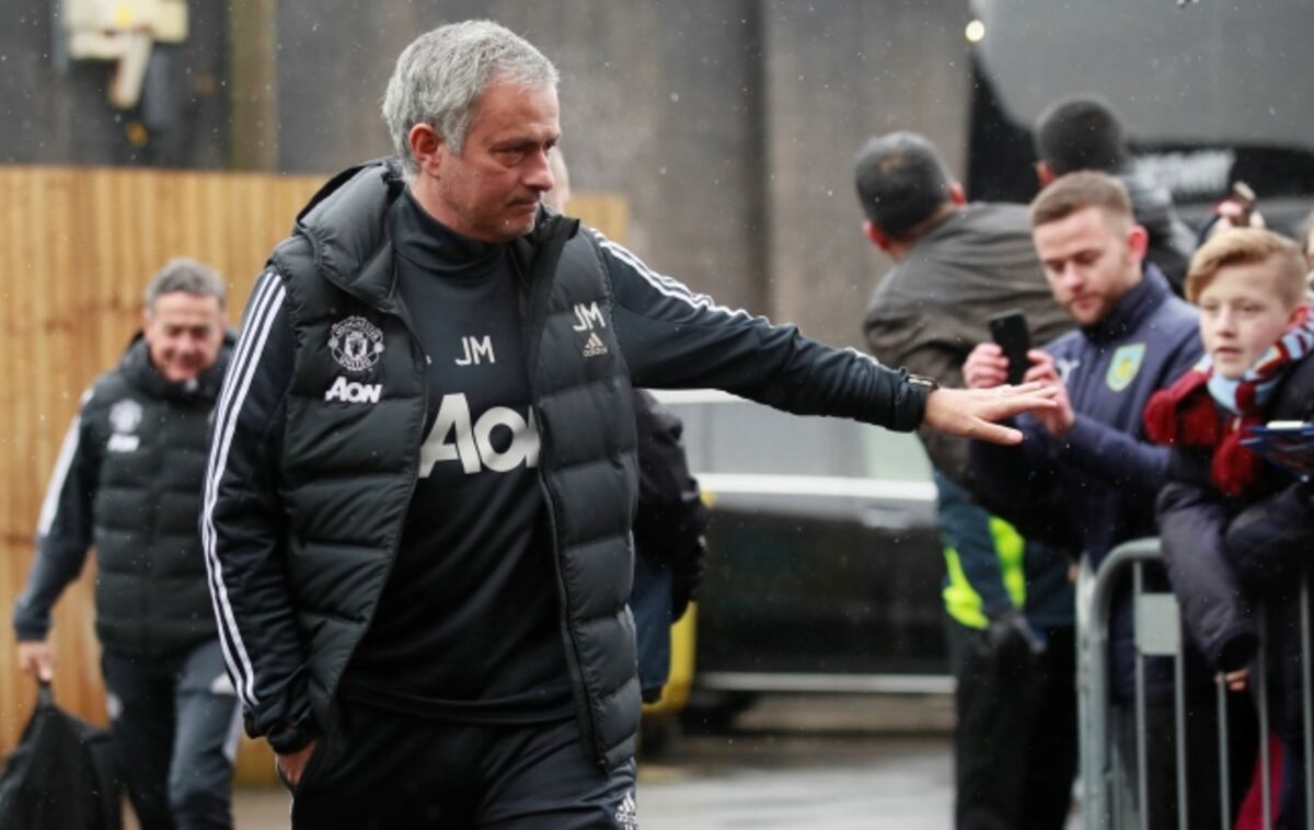 Mourinho renueva con los 'Diablos' hasta el 2020