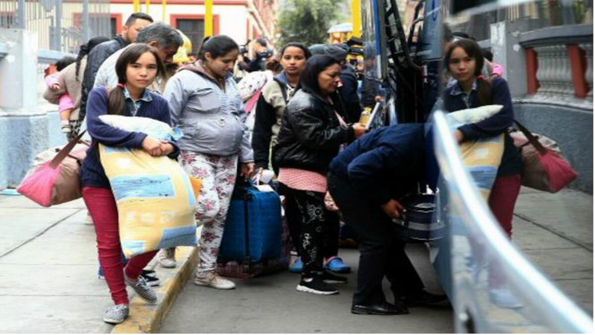 Venezolanos inmigrantes en Brasil se retiran tras linchamiento de compatriota