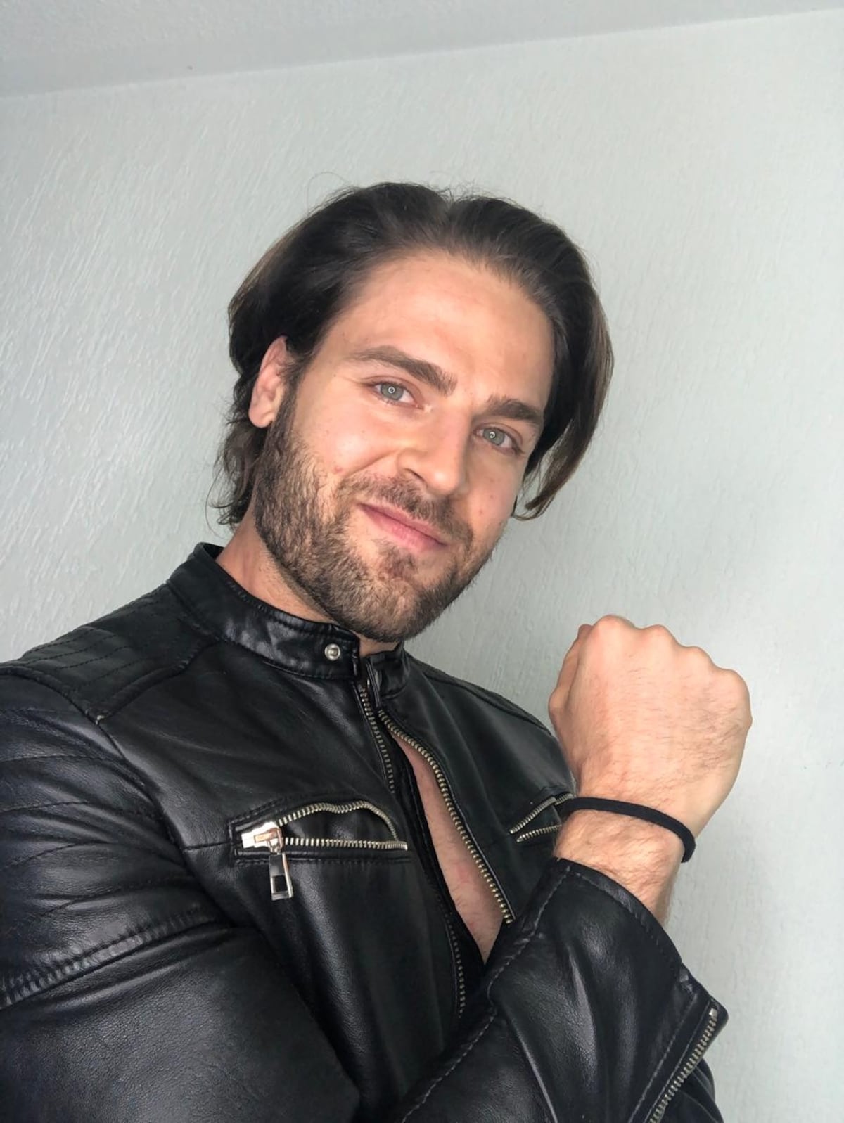 Hace su vida. Jorge López, el exconcursante de Calle 7 que triunfa en México. Ahora forma parte de Guerreros de Televisa y hasta novia tiene