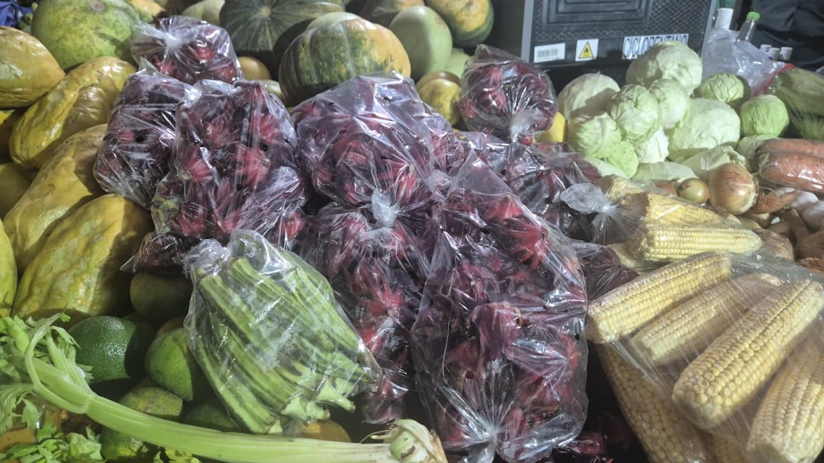 Saril a dólar y ventas lentas: así se mueve la 5 de Mayo antes de Navidad